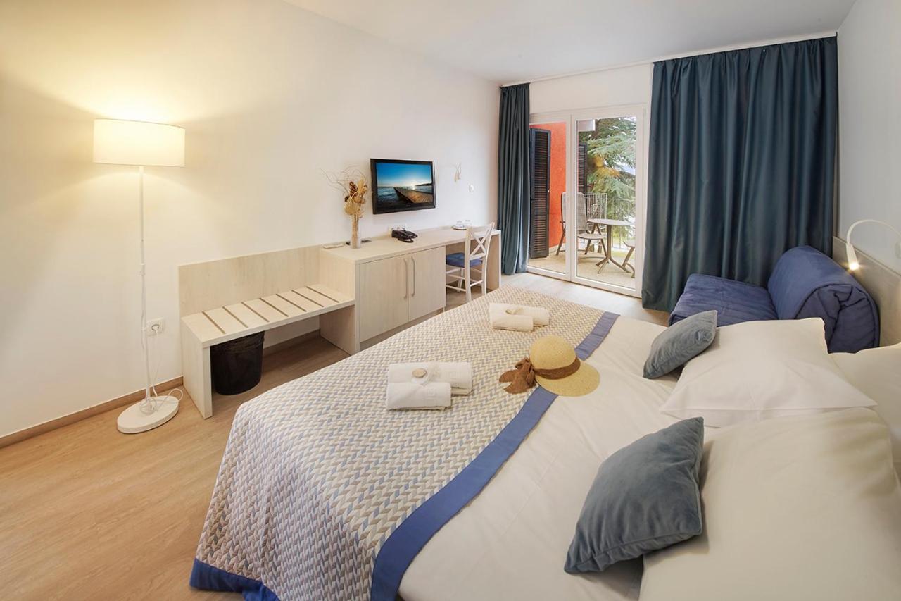 Villa Adriatic - Hotel & Resort Adria อังคาราน ภายนอก รูปภาพ
